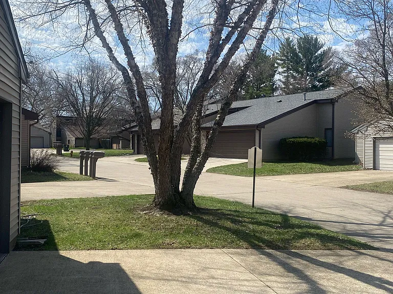 1802B Glenwood Oaks Ct — Photo 16