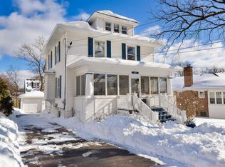 567 Forest Ave, Glen Ellyn, IL