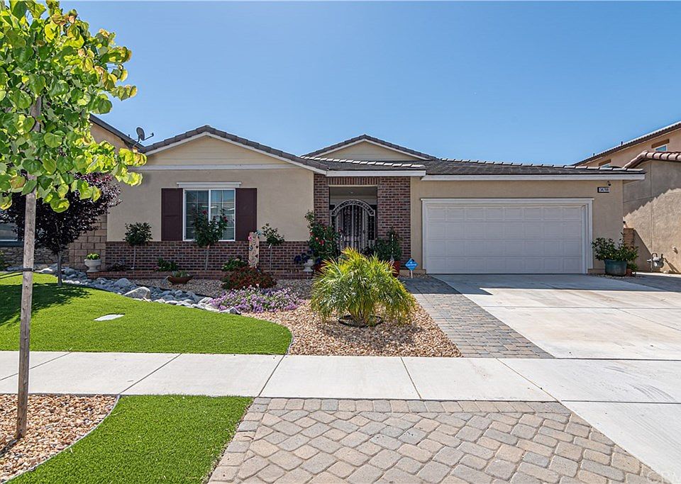 1st image of 34788 Star Jasmine Pl