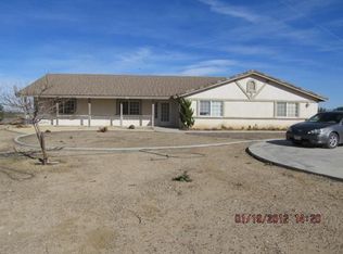 11020 Lantry Ln, Oak Hills, CA 92344