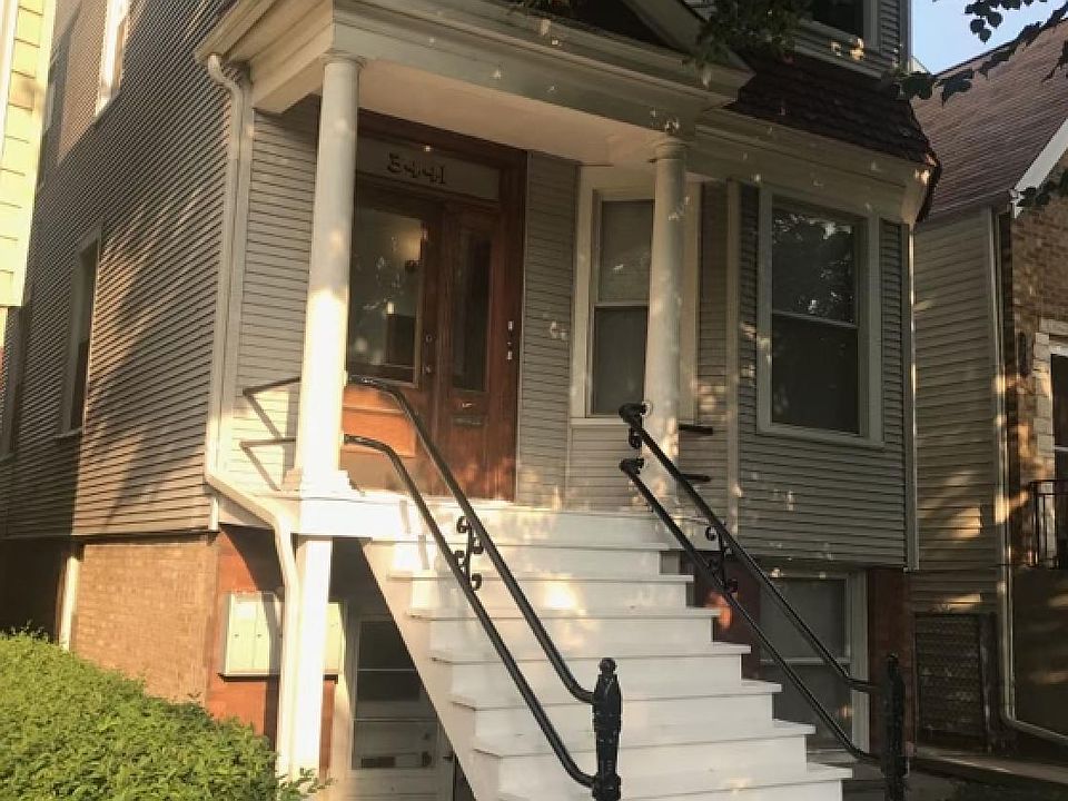 1st image of 3441 N Oakley Ave APT 1