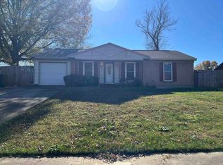 1141 Western Park Dr, Memphis, TN 38109