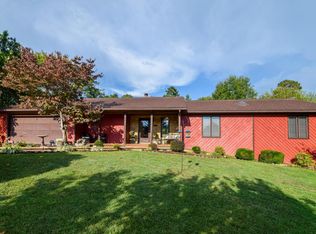 58 Foxcroft Ln, Blue Ridge, VA 24064