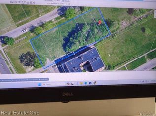 2691 Rochester St, Detroit, MI 48206