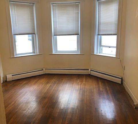 3rd image of 1842 Commonwealth Ave #22