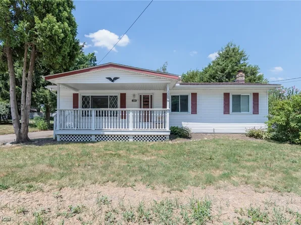 3389 Herbert St, Mogadore, OH 44260