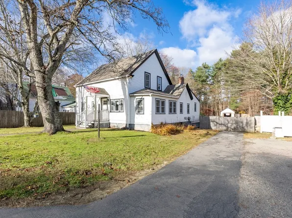 571 Wareham St, Middleboro, MA 02346