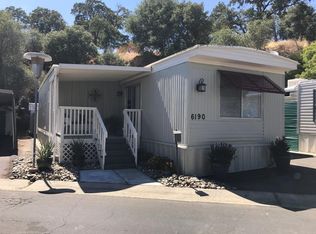 6190 Nob Hill Dr, Newcastle, CA 95658