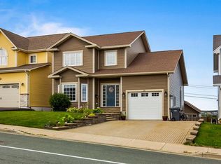 26 Sgt Donald Lucas Dr, Paradise, NL A1L0W8