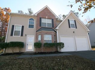 6185 Redtop Loop, Fairburn, GA 30213