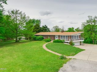 313 Loose Creek Hwy, Linn, MO 65054