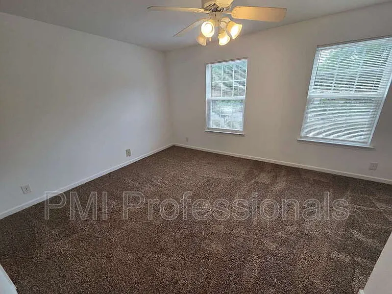 108 Oak Valley Cir — Photo 11