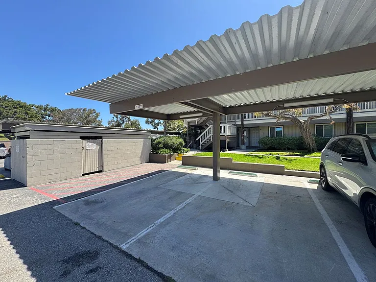 390 E Surfside Dr — Photo 37