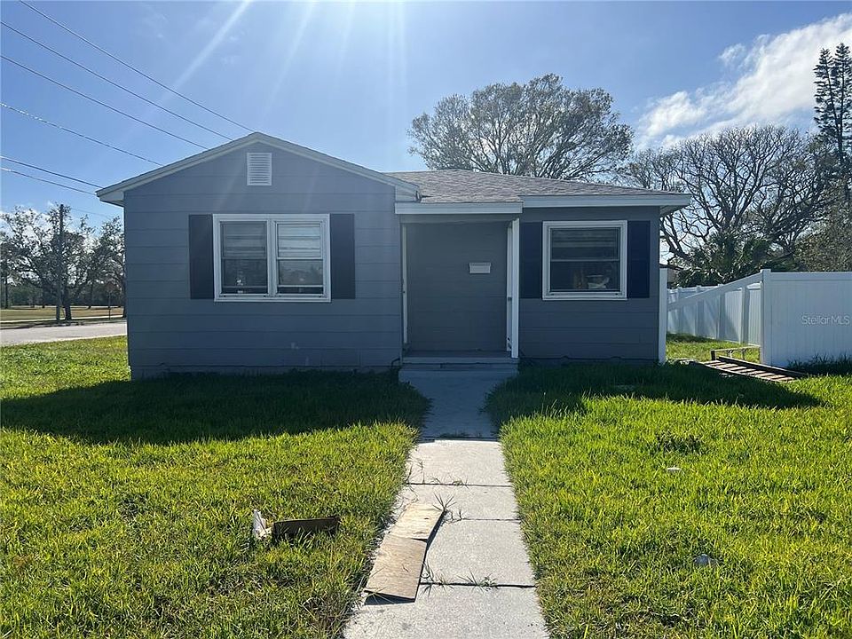1st image of 854 60TH AVENUE NE