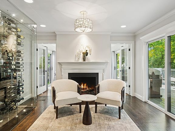 5th image of 39 Warrington Dr