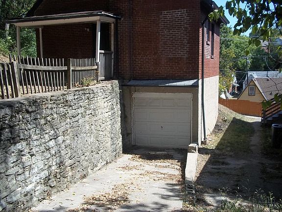 3rd image of 1621 Wyoming Ave