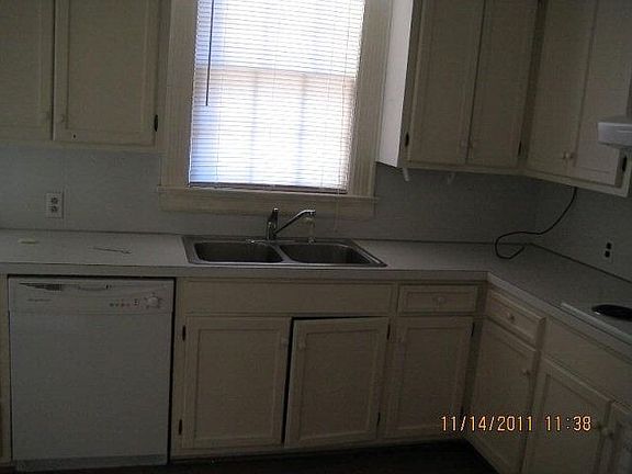 5th image of 1106 Lafayette Ave