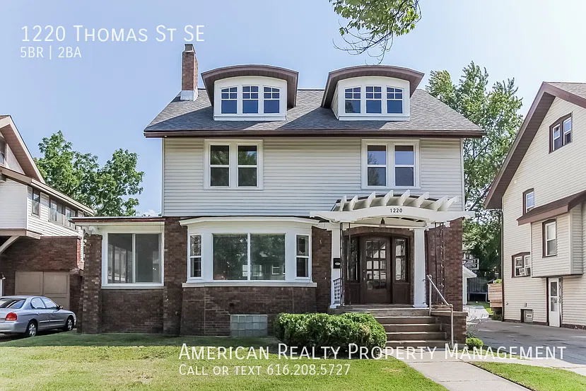 5 bed, 2851 sqft, $3,000 — Photo 1