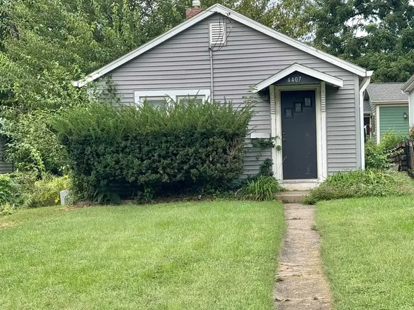 4407 N Constantine Ave, Peoria Heights, IL 61616