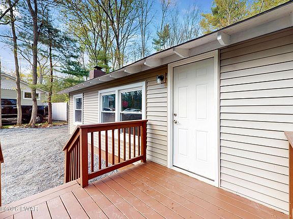 5th image of 118 Willow Dr