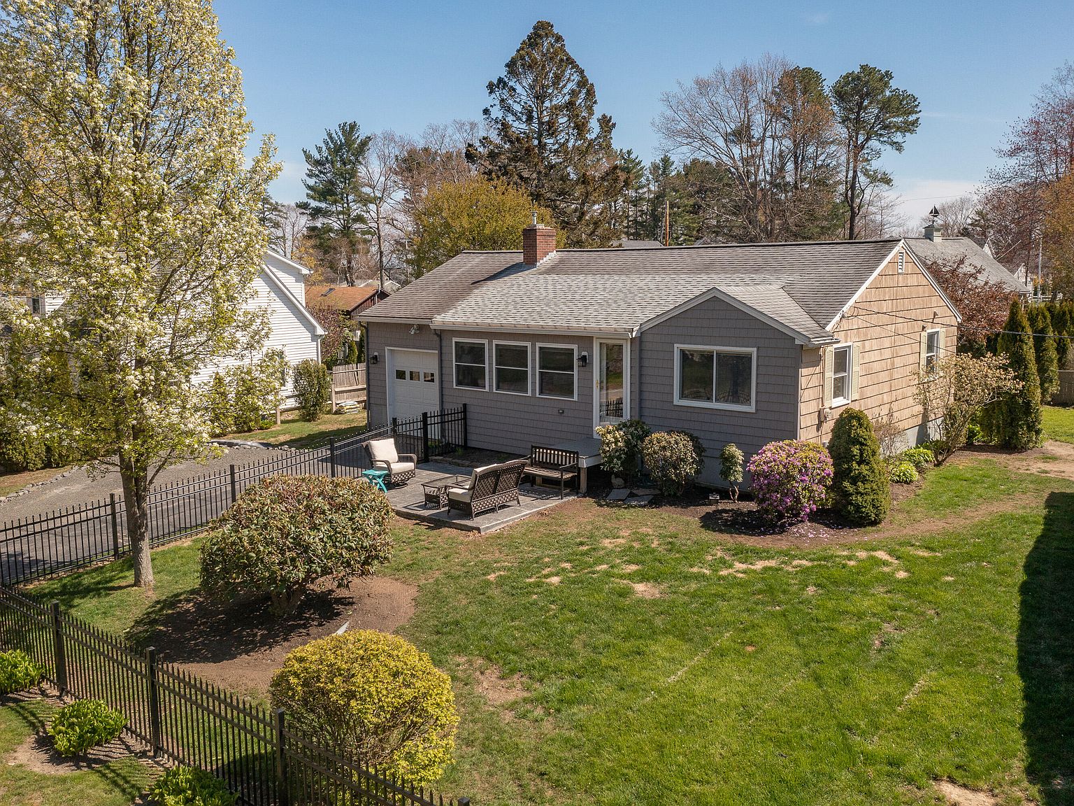 47 Bourne Avenue, Wells, ME 04090 Zillow