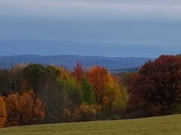 900 Town Line Rd, Johnson City, NY 13790