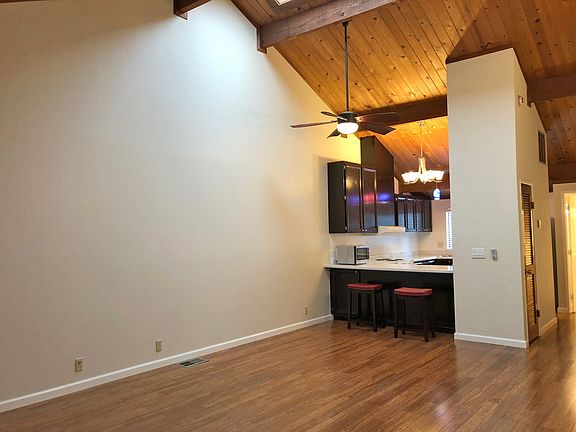 Living room_01032018