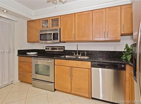 4th image of 4500 N Federal Hwy APT 130D