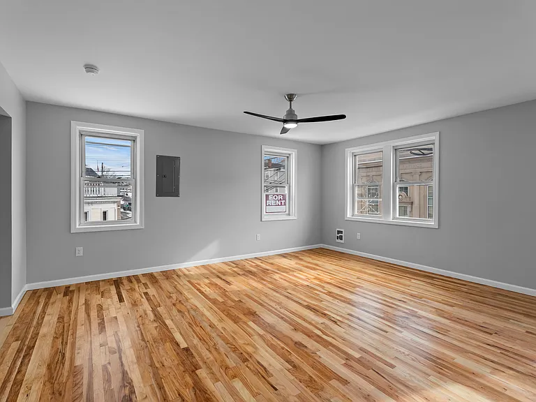 108 Main St #202 — Photo 2