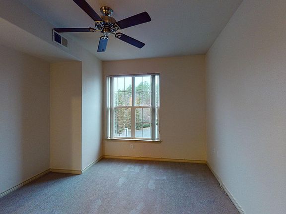 5th image of 8000 West St #32