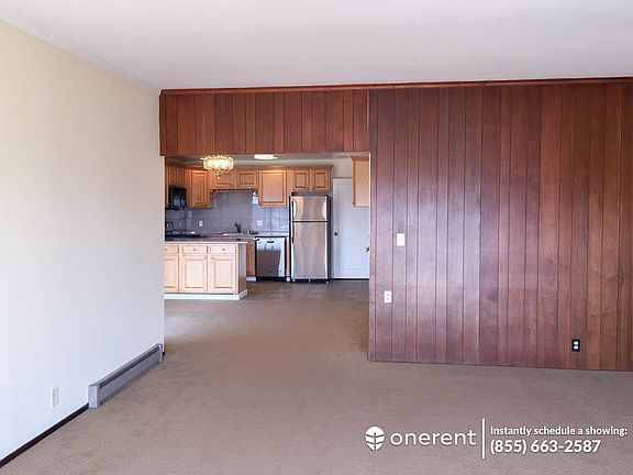 4th image of 453 Monterey Blvd