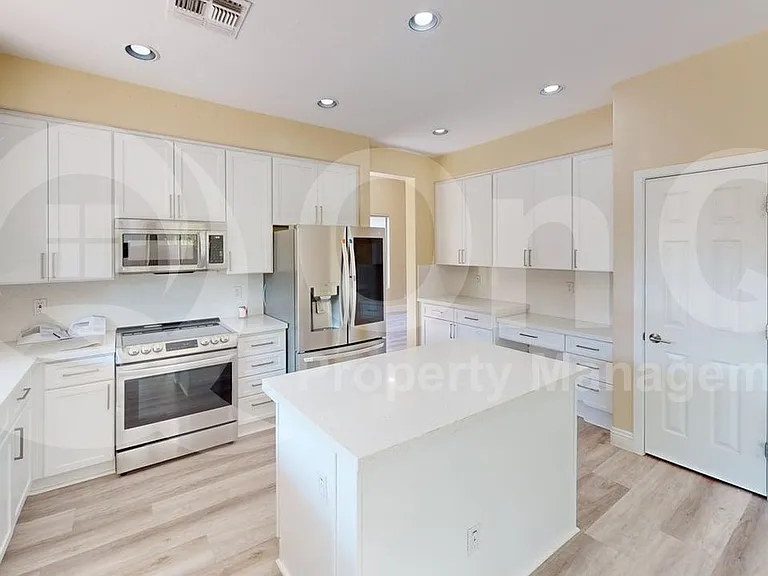 7732 S La Corta Dr — Photo 5