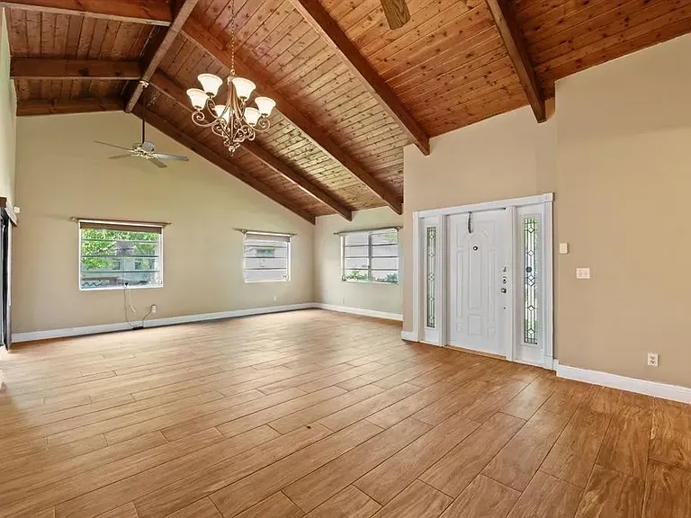 2229 Nova Village Dr — Photo 4