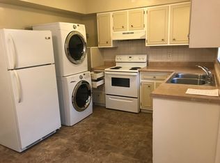 137 S Douglas Ave APT 2, Springfield, IL 62704