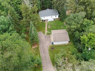 3144 E Lake Helen Dr, Rosholt, WI 54473
