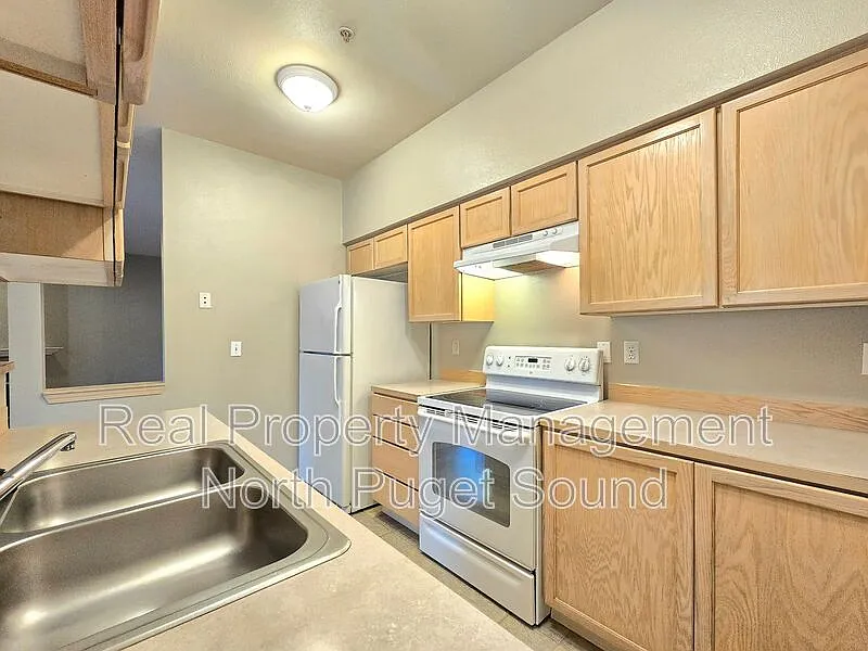 2 bed, 2.0 bath, 980 sqft, $2,150 — Photo 4