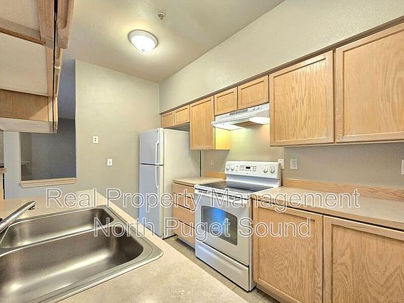 3rd image of 18930 Bothell Everett Hwy APT V101