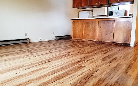 4th image of 590 7th Avenue East N #N