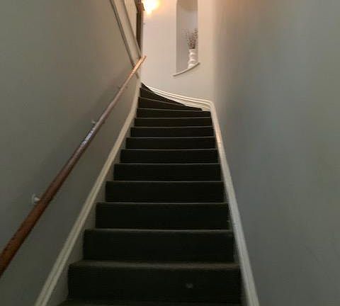 2nd image of 2125A Bush St