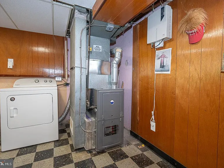130 Ivy Ct — Photo 7