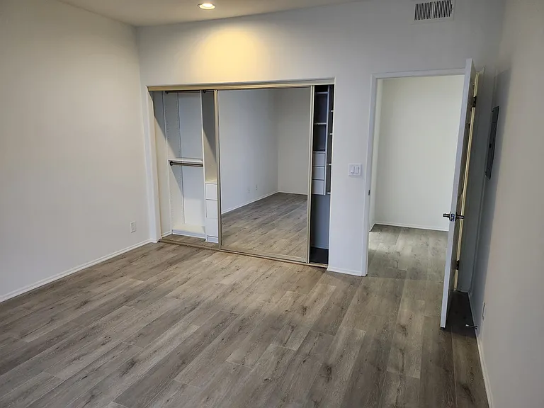 Second bedroom / Office