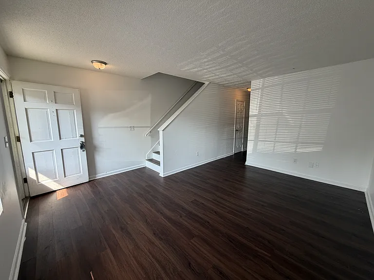 112C Kimeran Ln — Photo 7