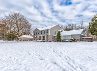 2319 Quail Run Dr, Kalamazoo, MI 49009