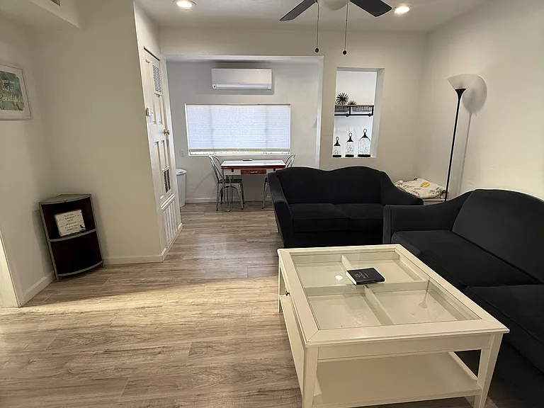 478 E Sycamore St #1 — Photo 11