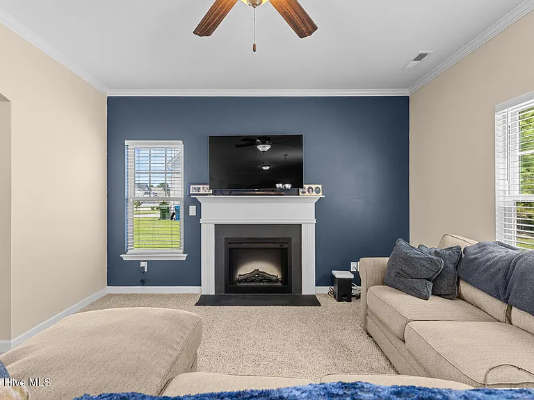 260 Breakwater Dr — Photo 8