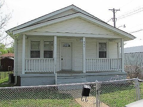 1st image of 326 W Arlee Ave