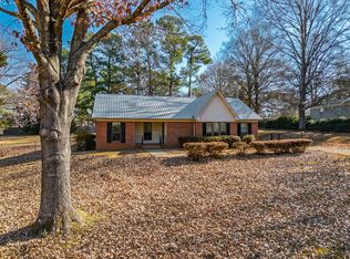222 Pine Lane Dr, Batesville, MS 38606