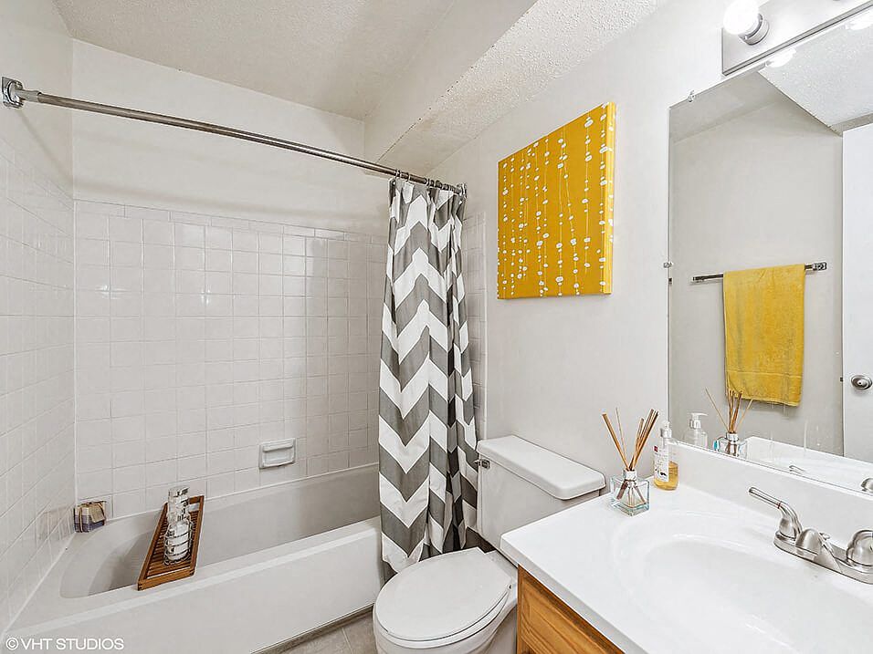 Modern Bathroom!