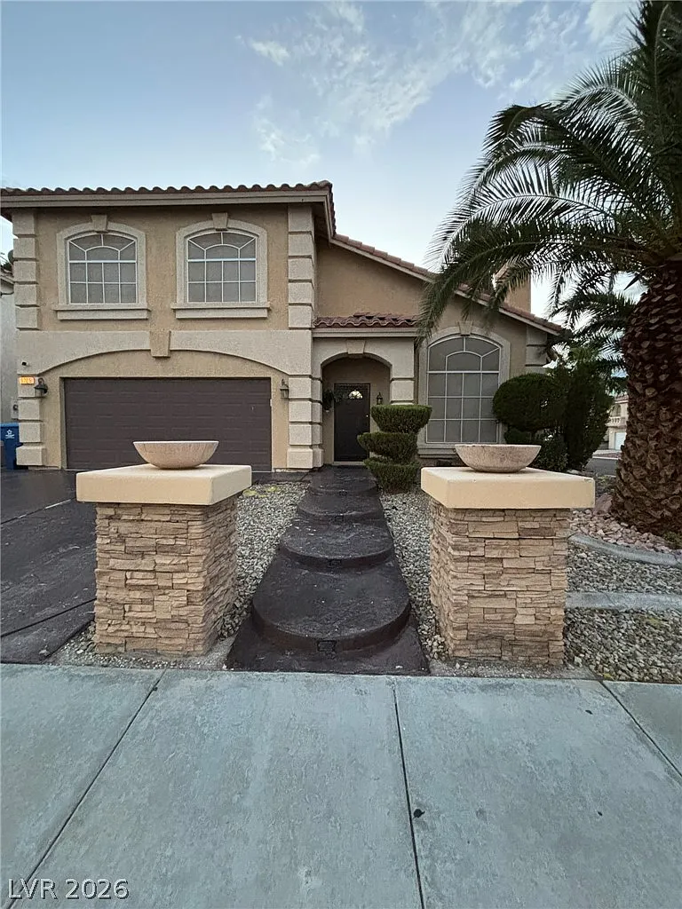 5 bed, 3.0 bath, 2259 sqft, $2,750 — Photo 4