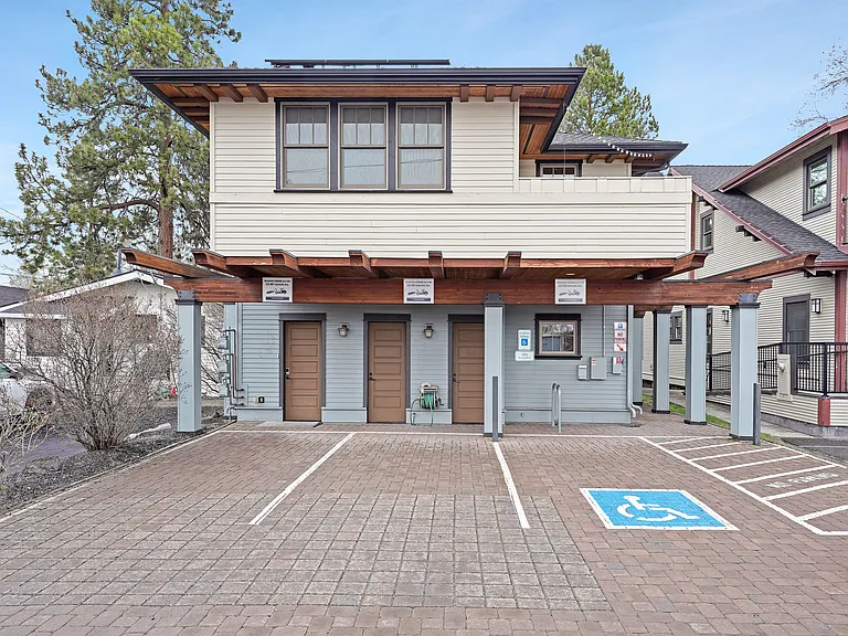 523 NW Colorado Ave #200 — Photo 25